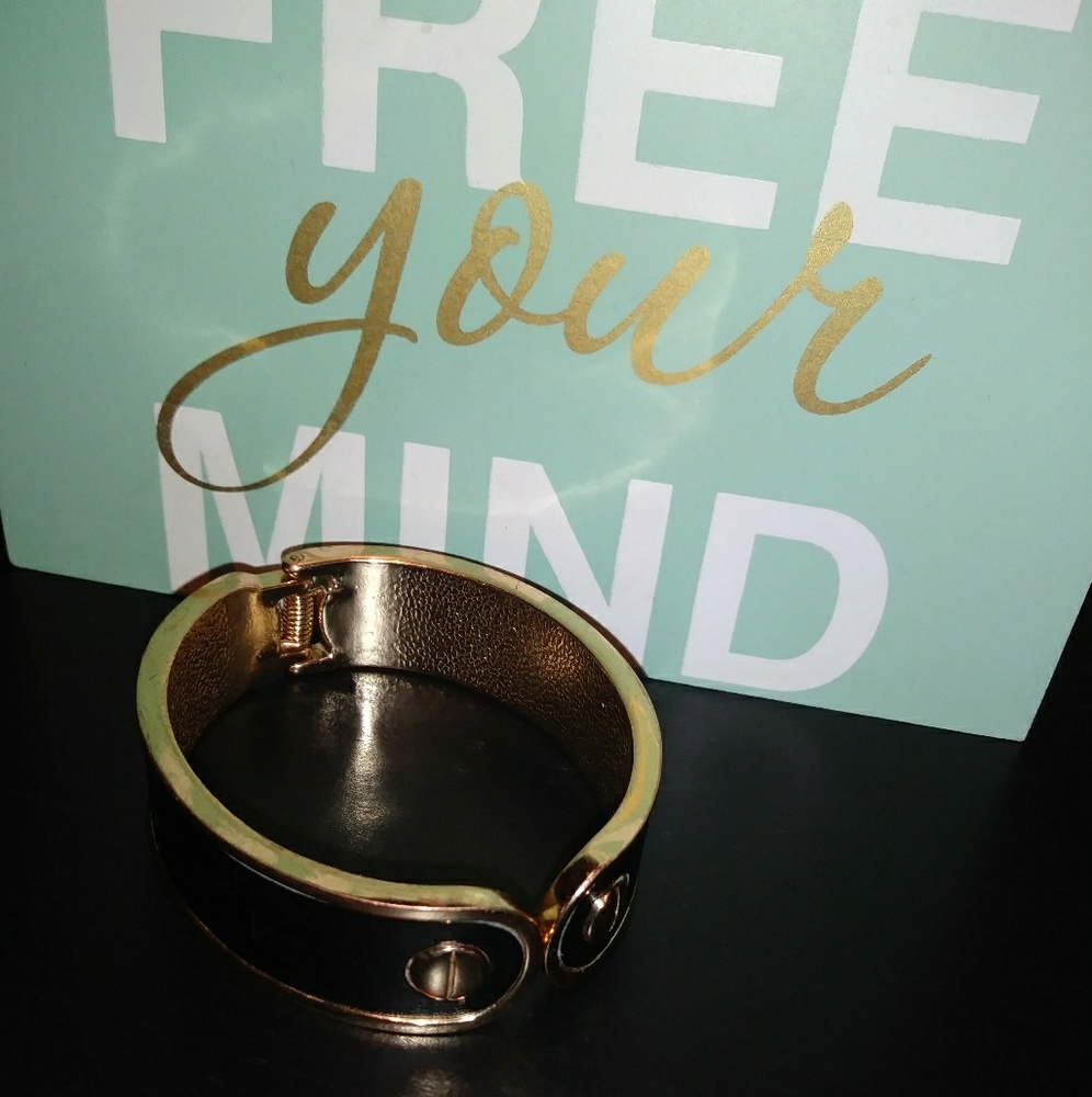 Black & Gold Cute Fancy Bracelet